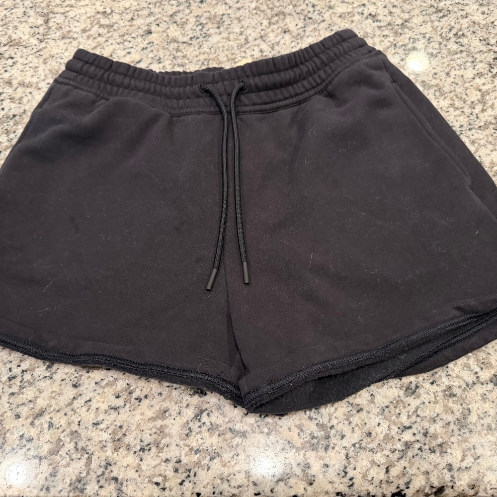 Athleta Forever Fleece Mid Rise 4" Short Black - XS